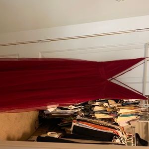 Floor length Windsor dress. NEVER WORN. Tag still on